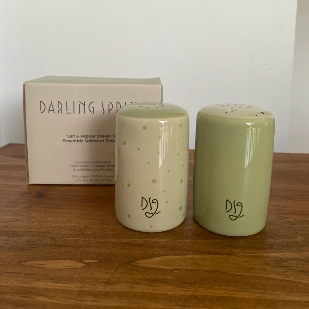 Darling Spring Salt & Pepper Shaker Set - Picture 3 of 8